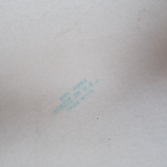 Eric Javits Cream Wool Beret with Black Velvet Flower Trim - Picture 11 of 15